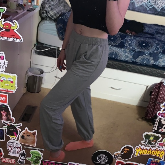 Solid Elastic Waist Sweatpants - Picture 2 of 6